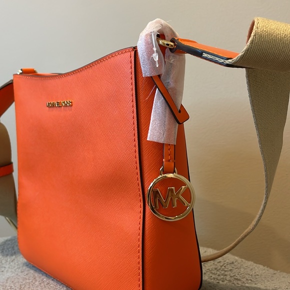 New Michael Kors Jet Set Small Messenger Crossbody Bag - Picture 4 of 7